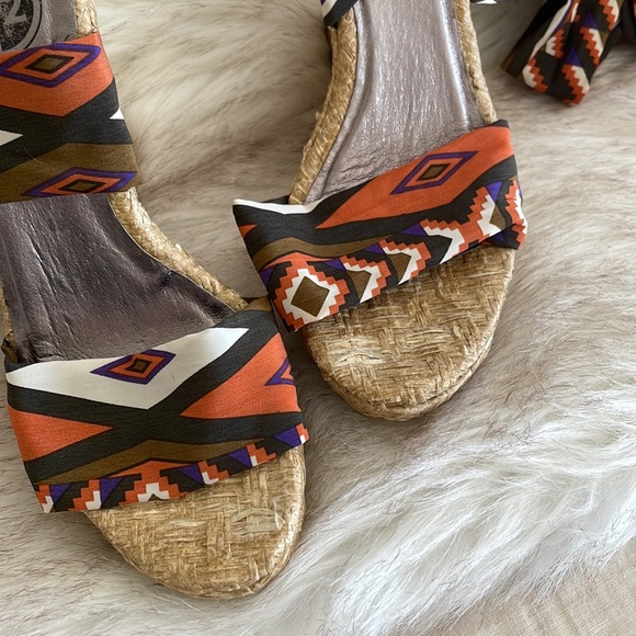 Lace up espadrilles size 8 - Picture 4 of 8